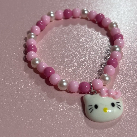 Hello Kitty Pink and White Charm Bracelet - Picture 2 of 4